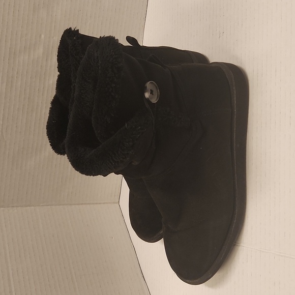 Old Navy Ankle Boots Size 8 Faux Fur Black Faux Suade Outside - Picture 3 of 7